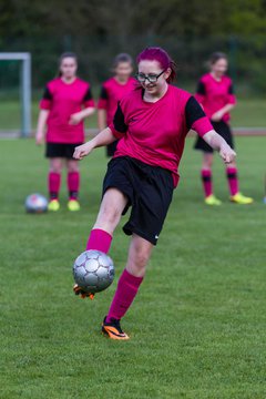 Bild 21 - B-Juniorinnen SV-Wahlstedt - TSV Weddelbrook : Ergebnis: 10:2